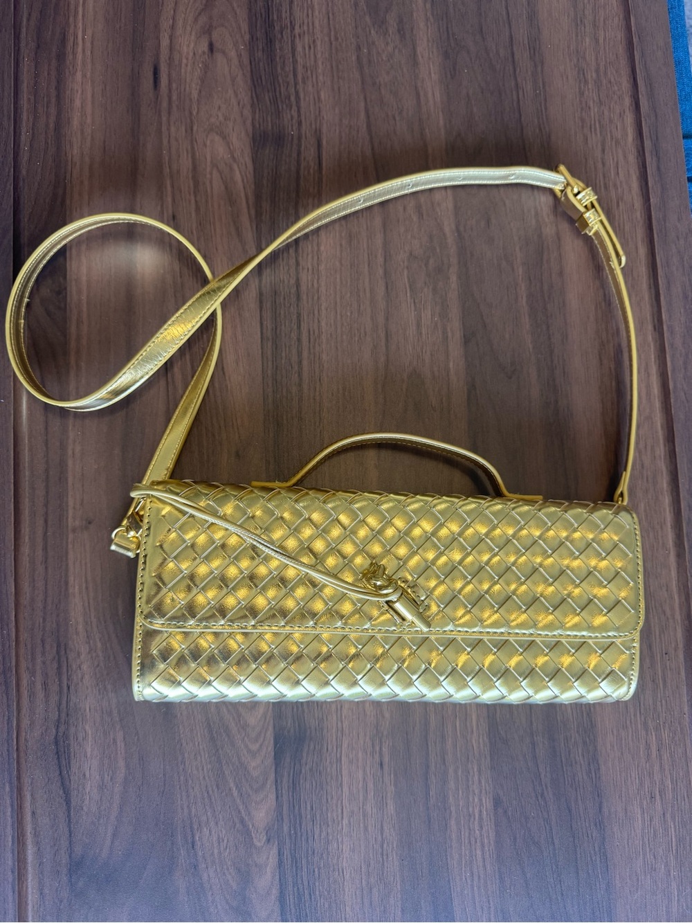 Gold Woven Women’s Crossbody Bag and Clutch